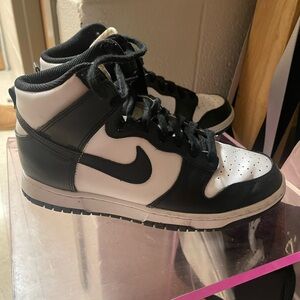 Panda high top dunks